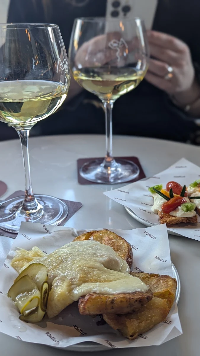 Highlights, Powells Fromagerie & Wine Bar