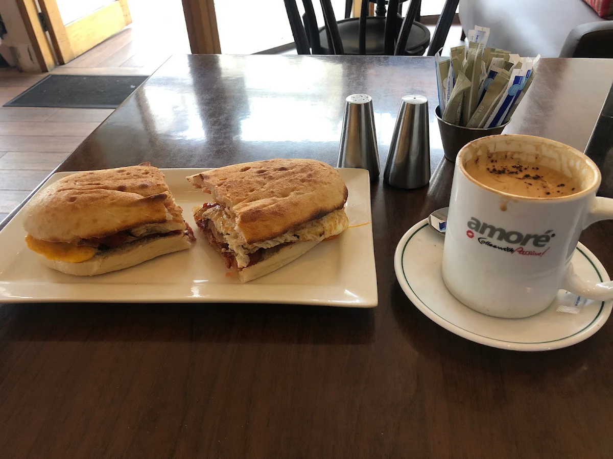 Highlights, Cafe on Charlotte Ashfield