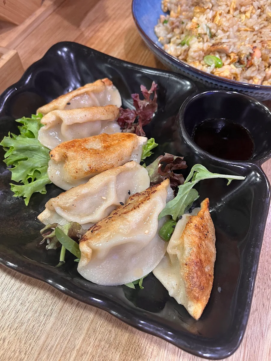 Gyoza, Hiyori Japanese House