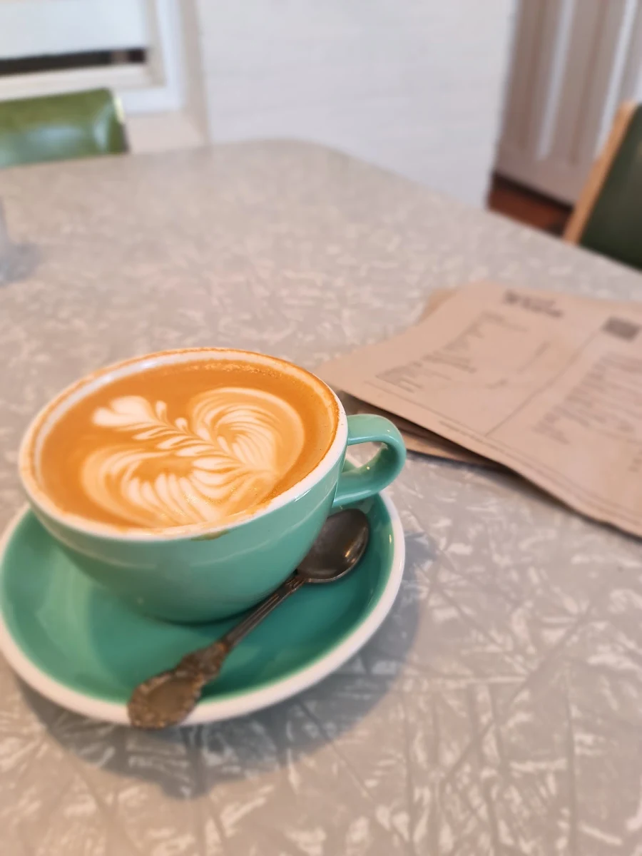 Flat White, Bond and Lane