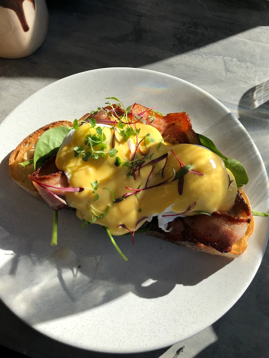 Eggs Benedict, CoHo Berowra