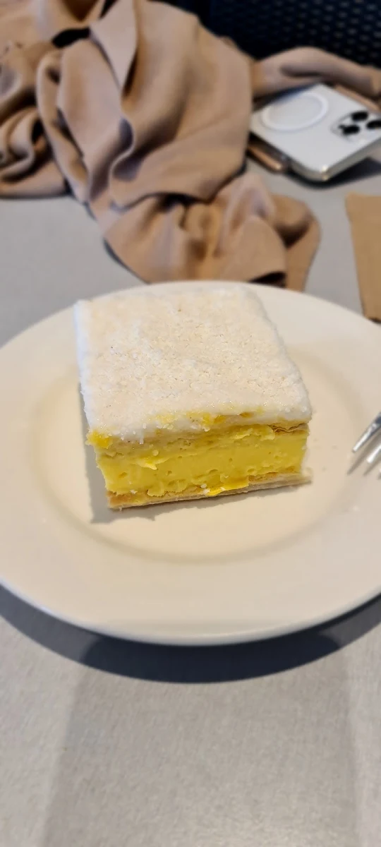 Vanilla Slice, Yankalilla Bakery