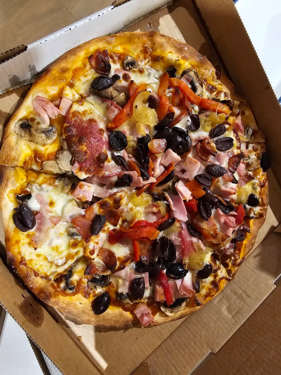 Highlights, Gallino Pizza (Taringa)