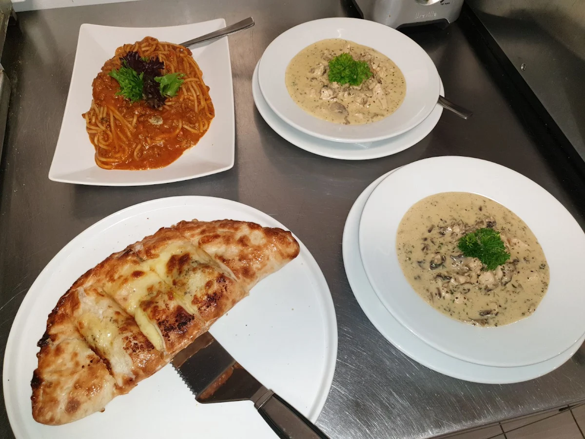 Highlights, Gallino Pizza (Taringa)