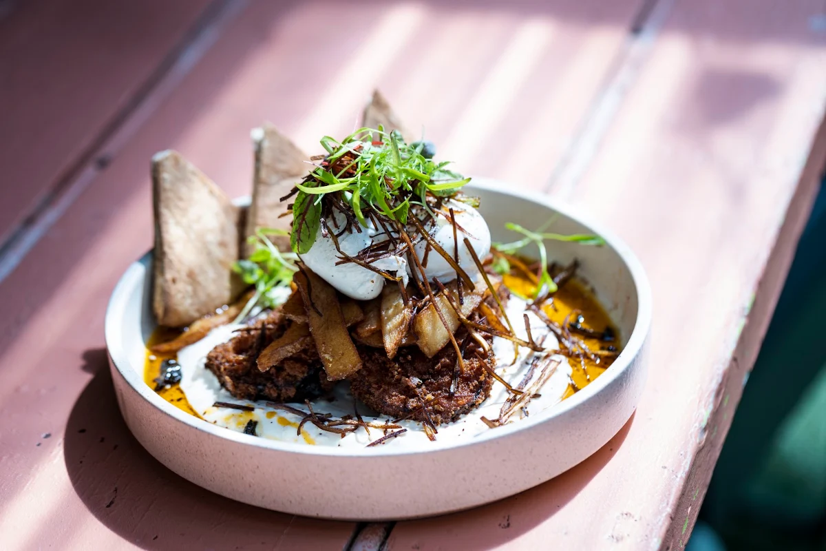Pulled Lamb Benny, Full Steam