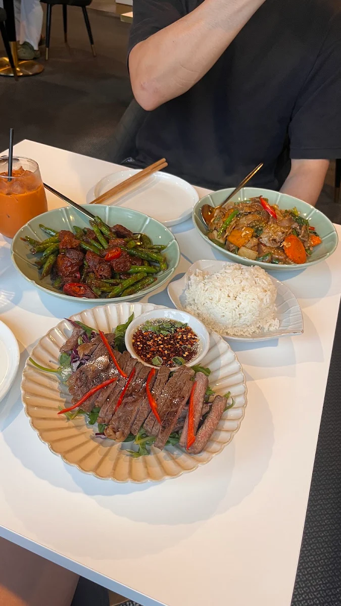 Pad Kee Mao Beef