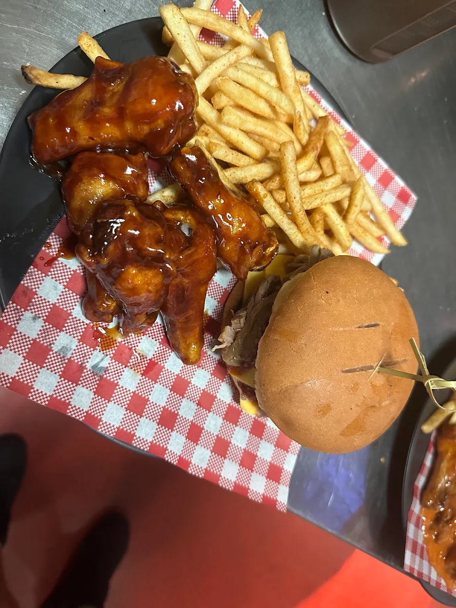 Highlights, Twelve Boar American BBQ - Chermside west