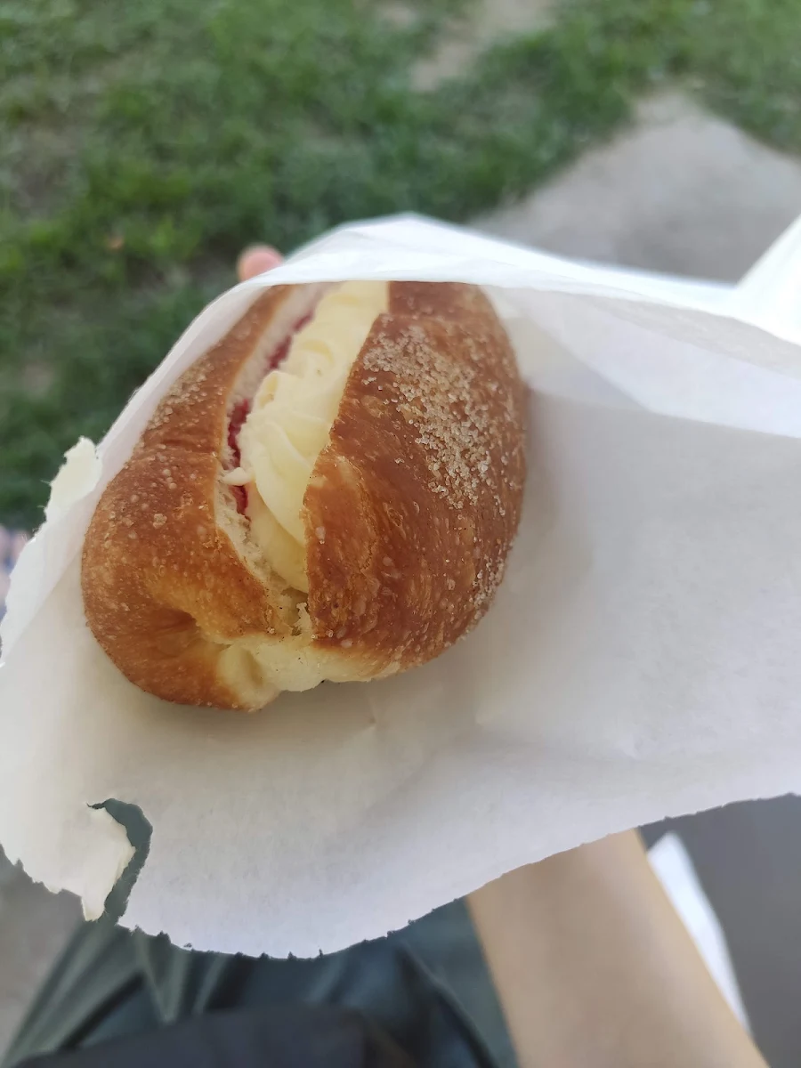 Highlights, Gundagai Bakery