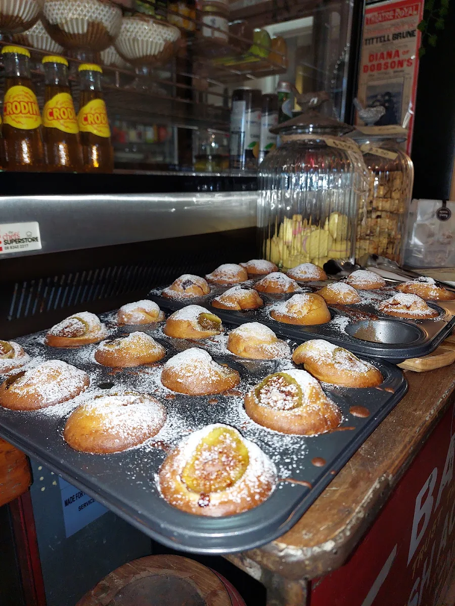 Muffins, Royal Hotel Taree