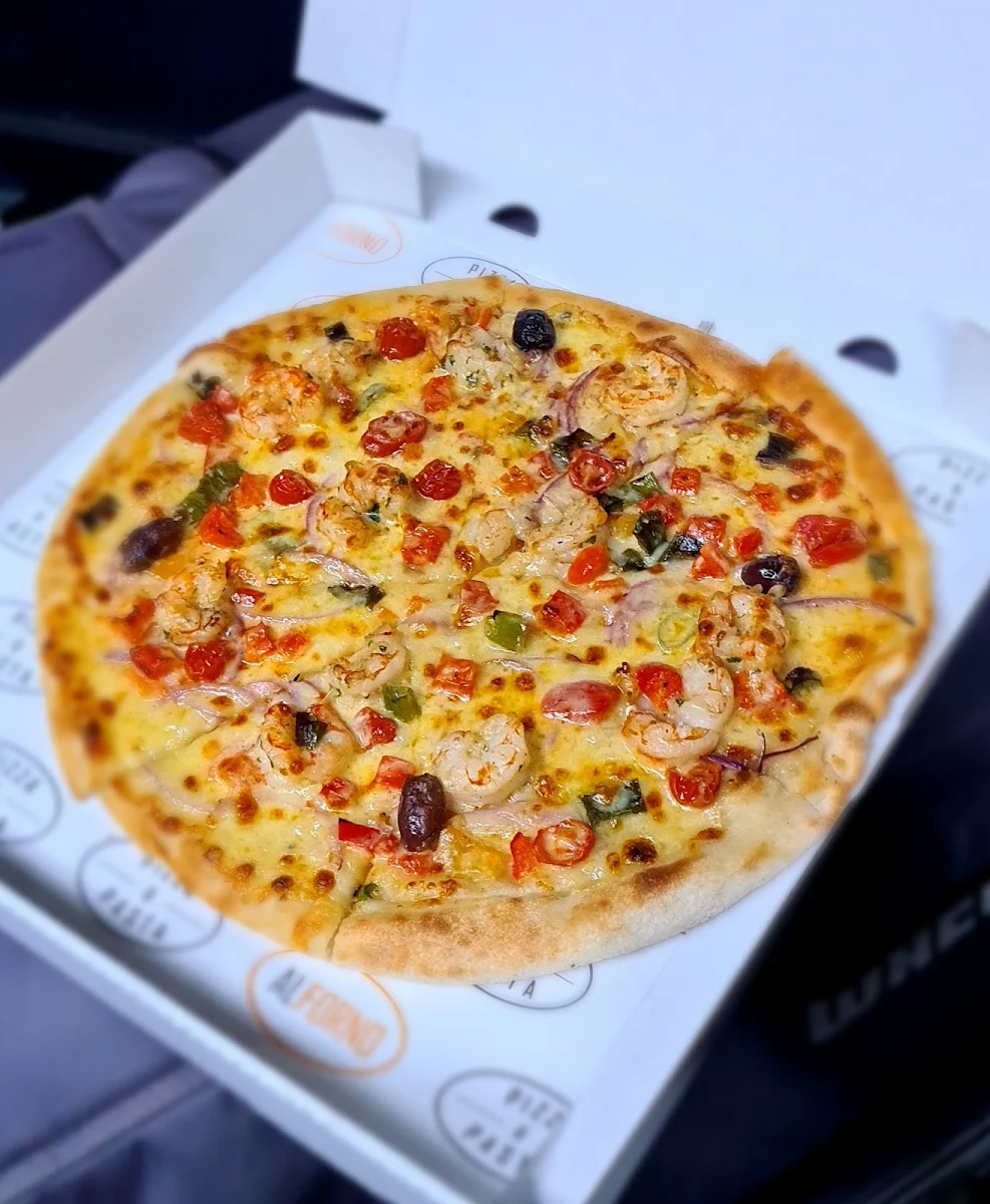 Garlic Prawn Pizza, Al Forno