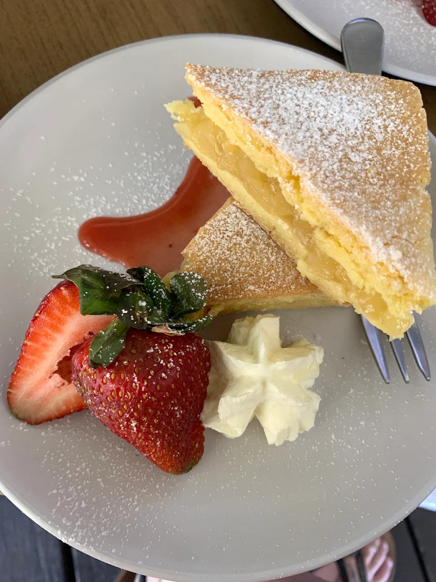 Apple Slice, Abbey's Cottage Cafe