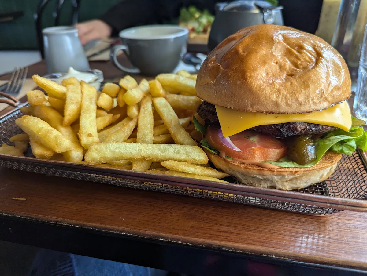 Cheeseburger and Chips, The Train Yard cafe & Events space