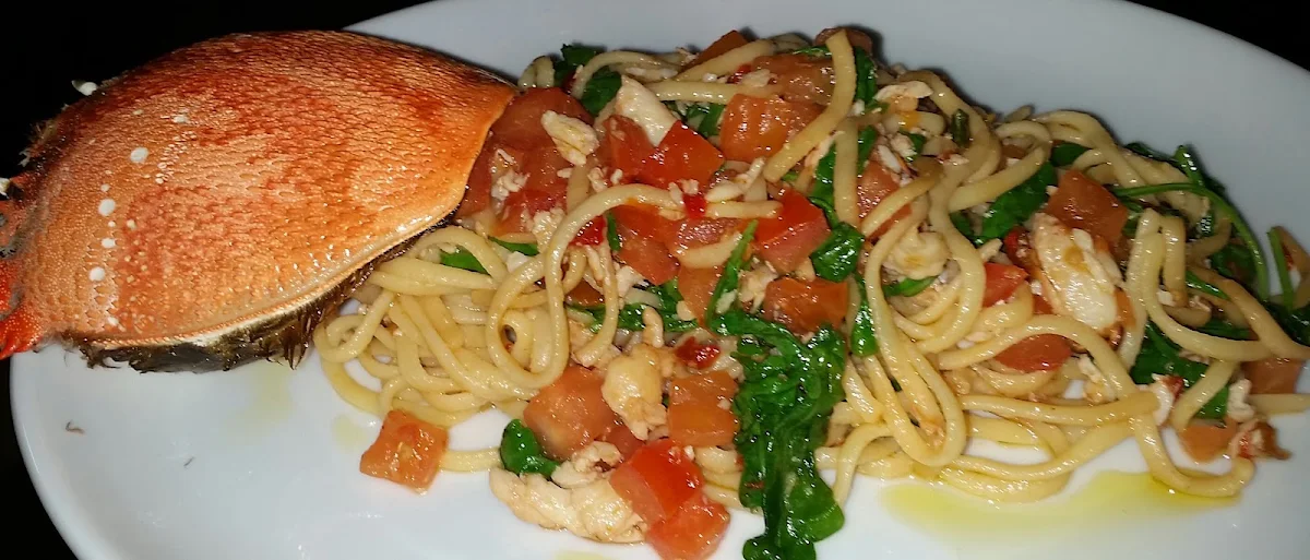 Homemade Linguine with Crab Meat