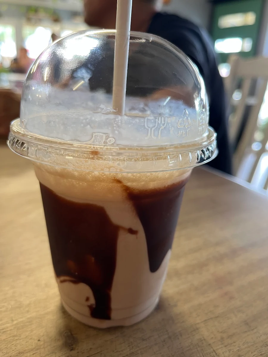 Chocolate Milkshake, Lovett at Kalbar
