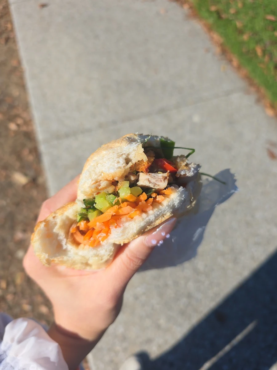 Highlights, HAN'S BANH MI