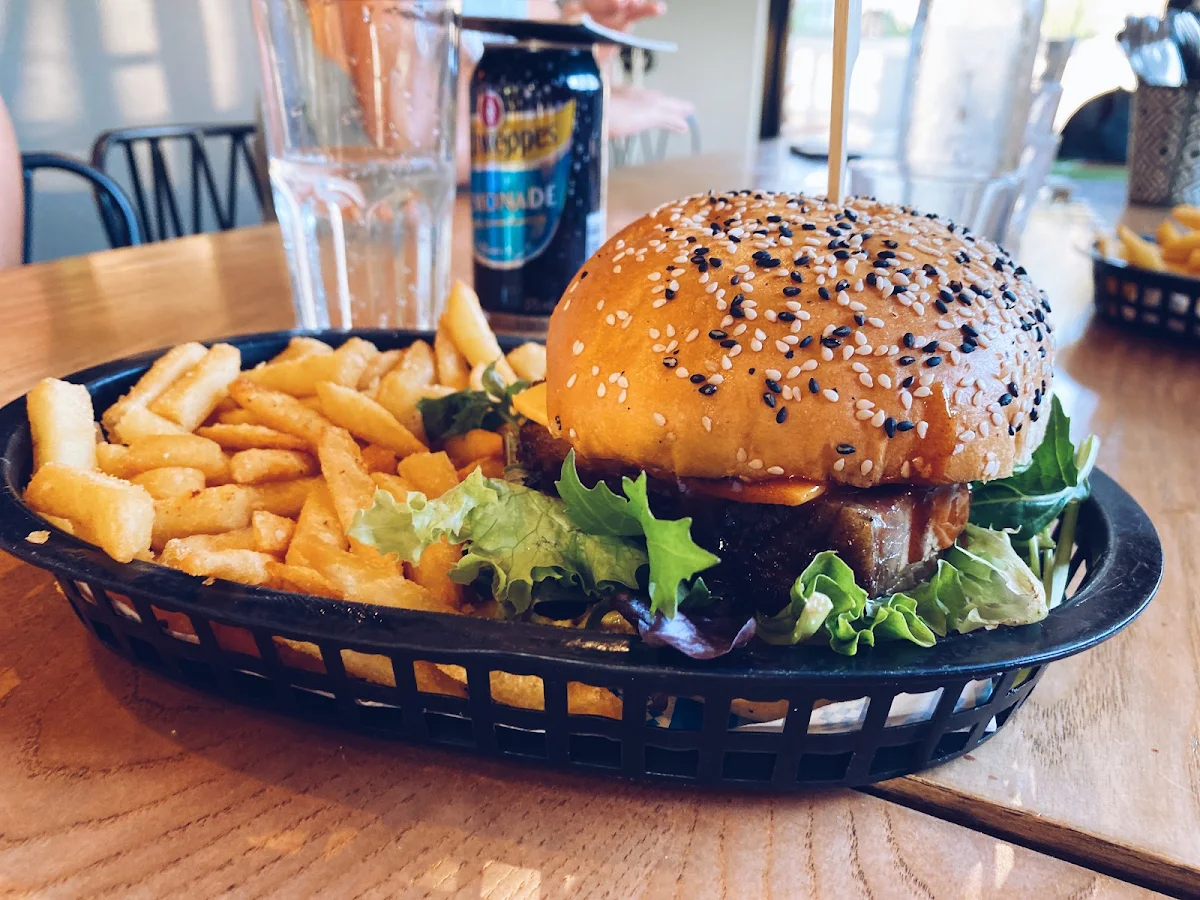 Highlights, The Yard Cafe and Smokehouse