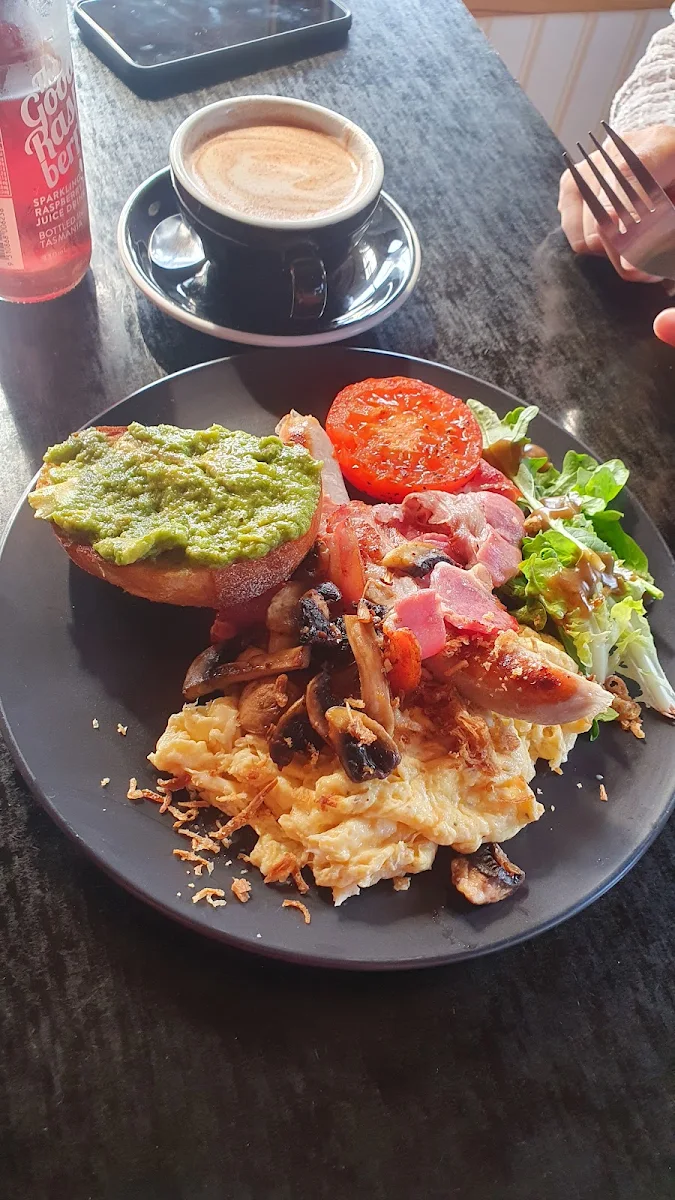 Big Breakfast