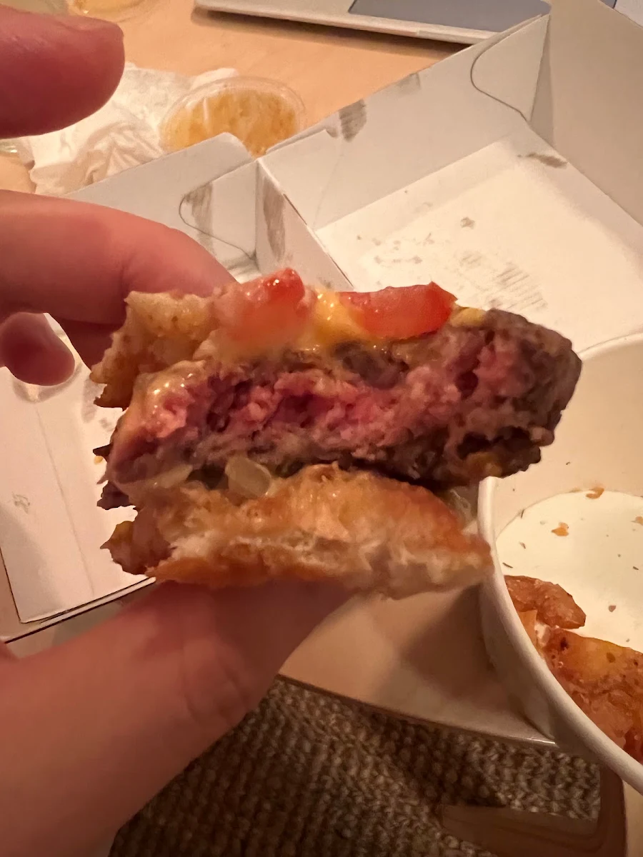 Highlights, Betty's Burgers