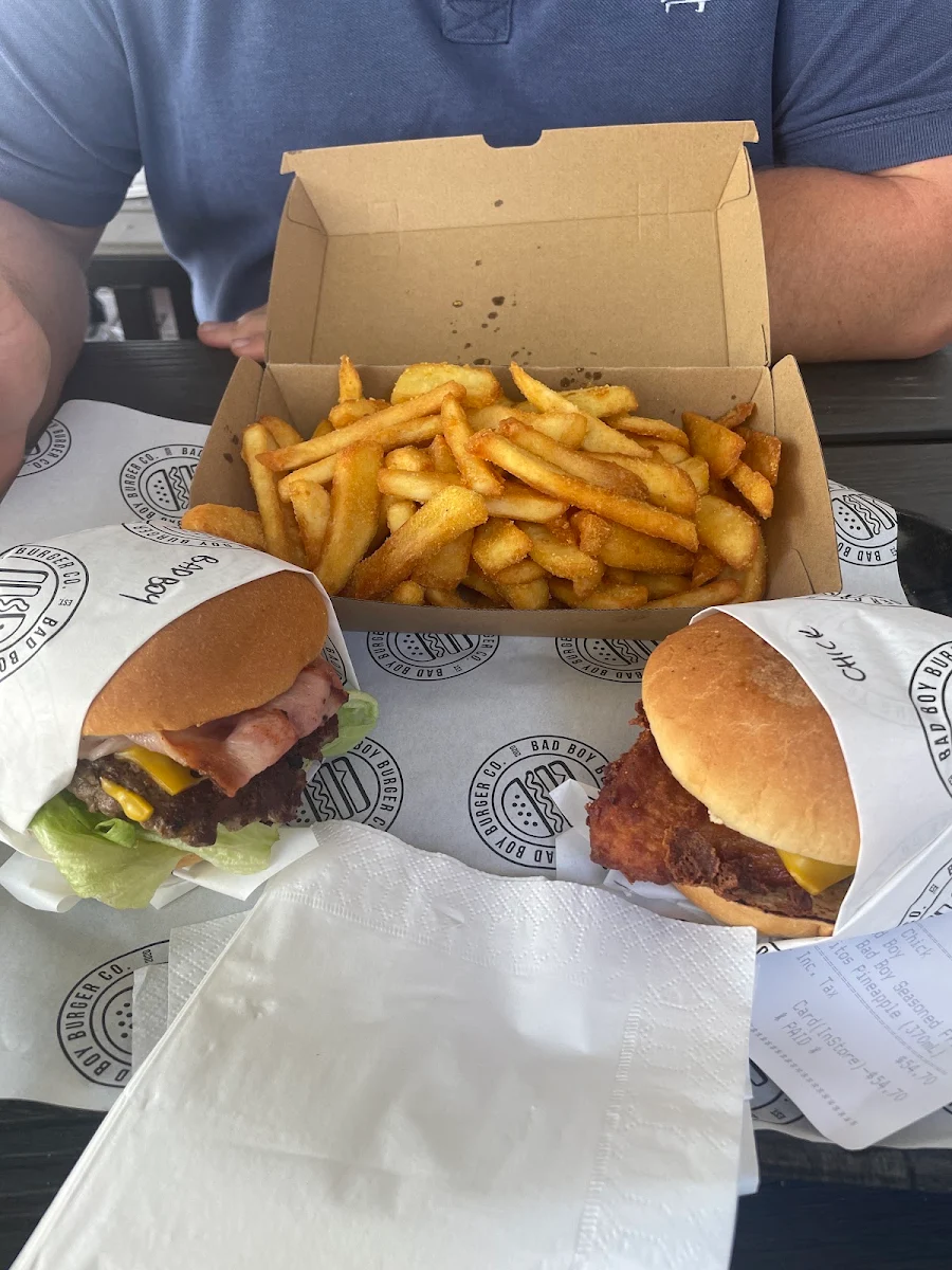 Porked & Mac, Bad Boy Burger Co