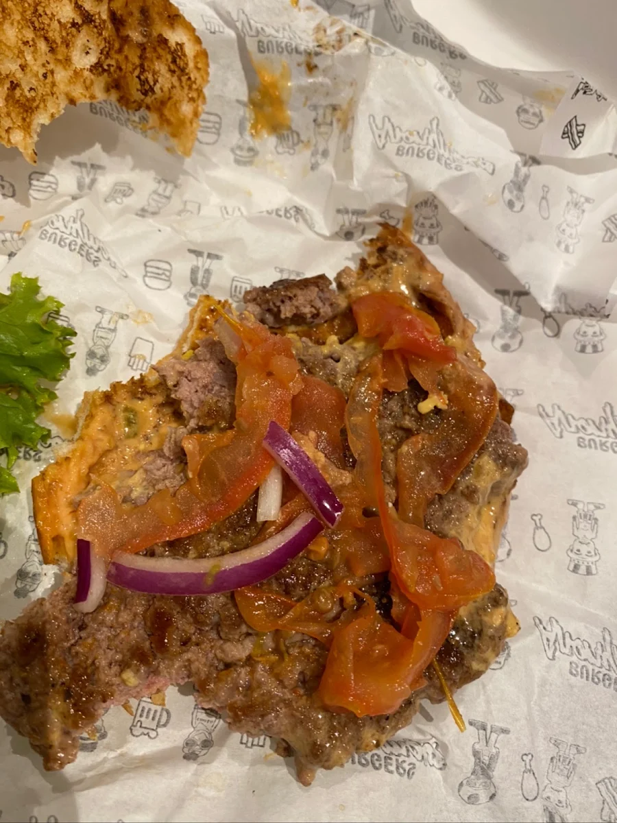 Tomato, Burgers Anonymous