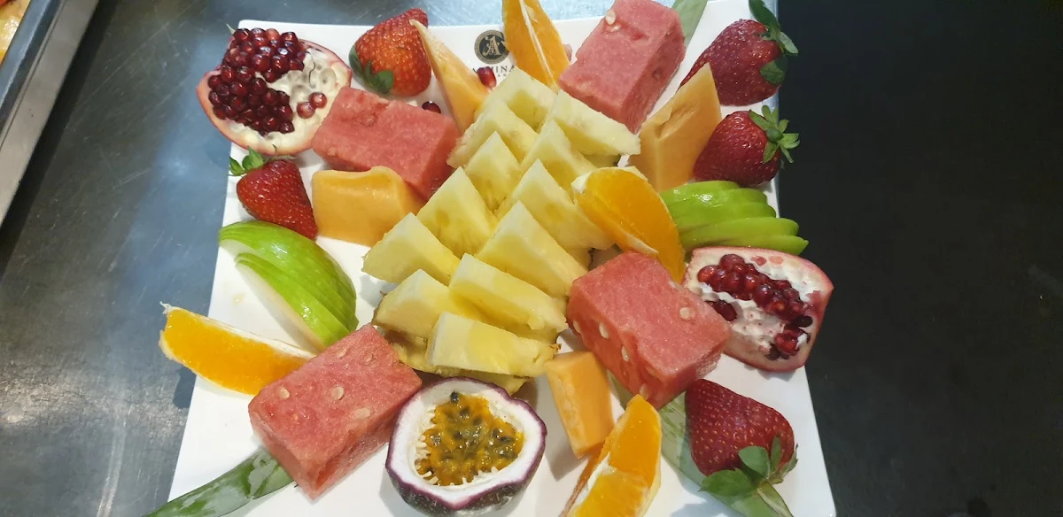 Fruit Platter, Almina
