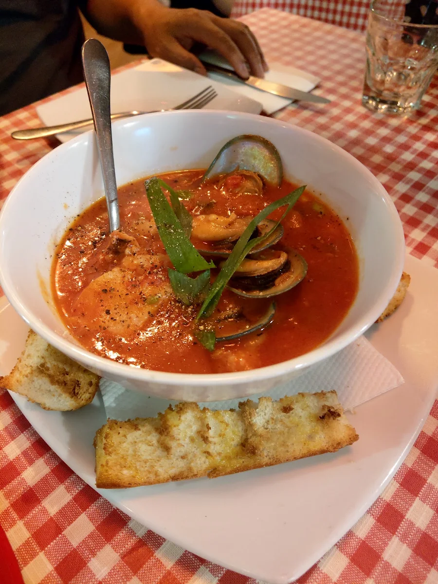 Bread, il Gusto Italian Restaurant and Pizza