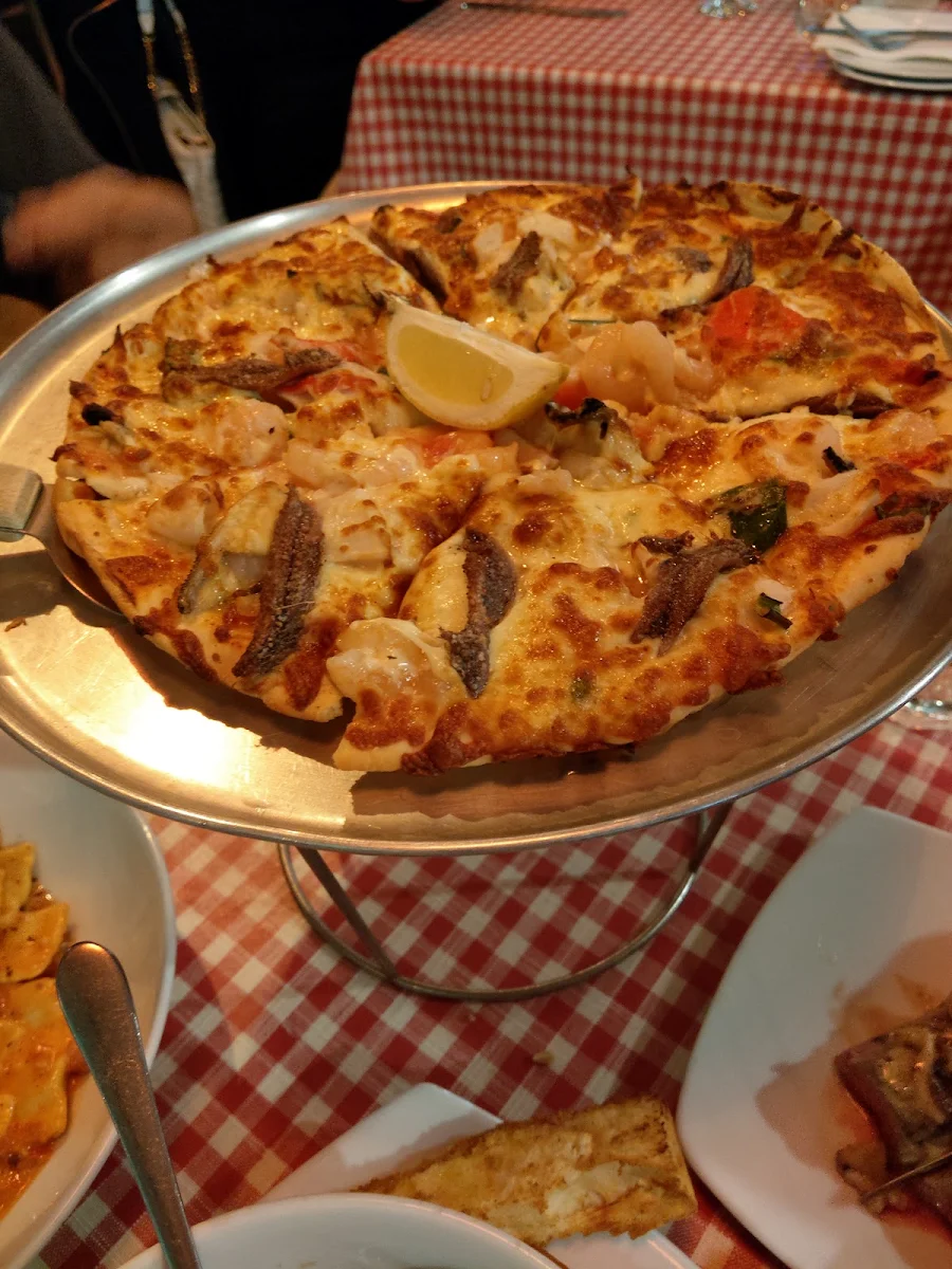 Seafood, il Gusto Italian Restaurant and Pizza