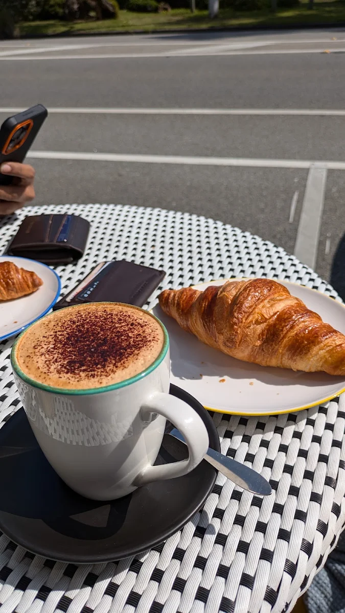 Highlights, Au Croissanterie