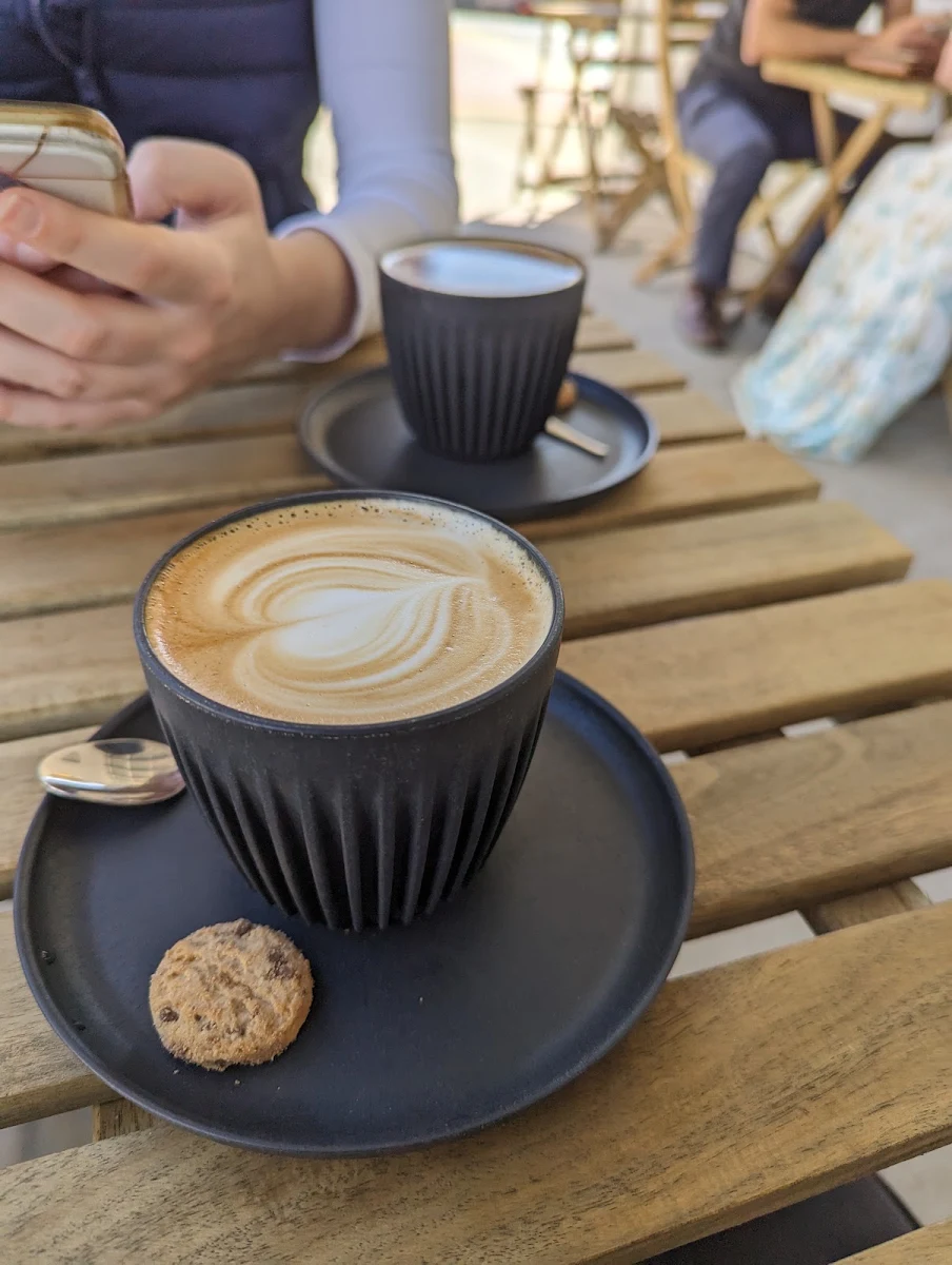 Flat White, Hawthorne Coffee