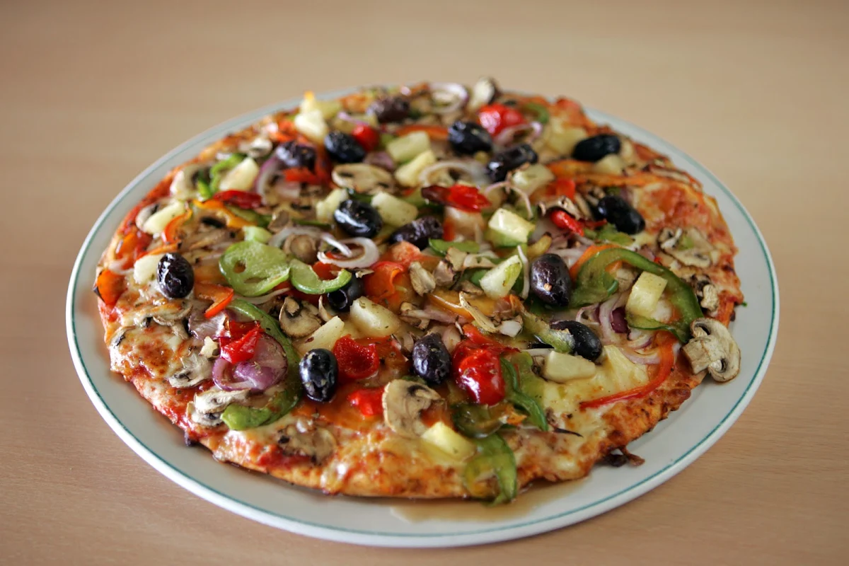 Peppers & Feta Pizza