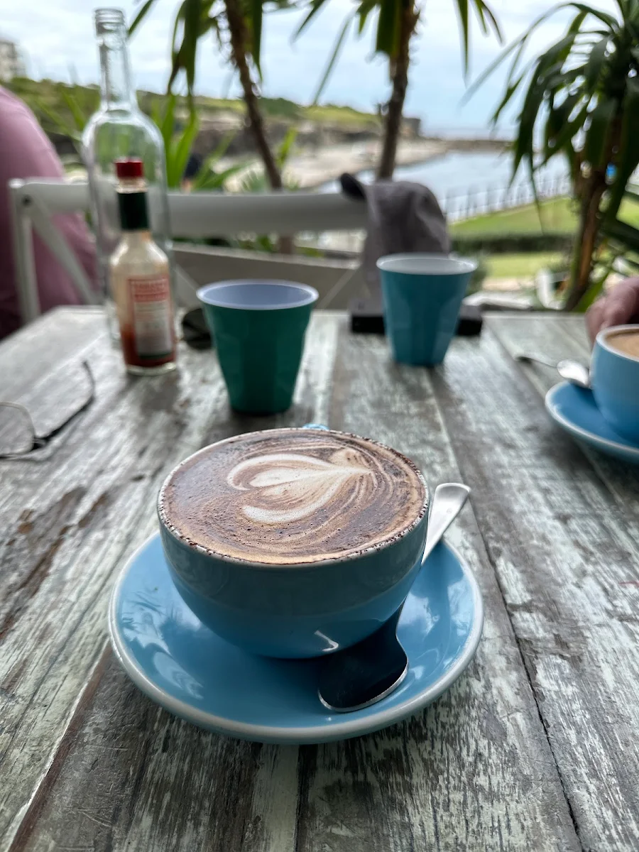 Flat White, Seasalt Clovelly