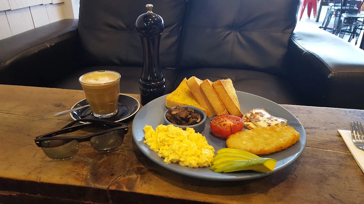Cafe, Nulla Nulla Cafe