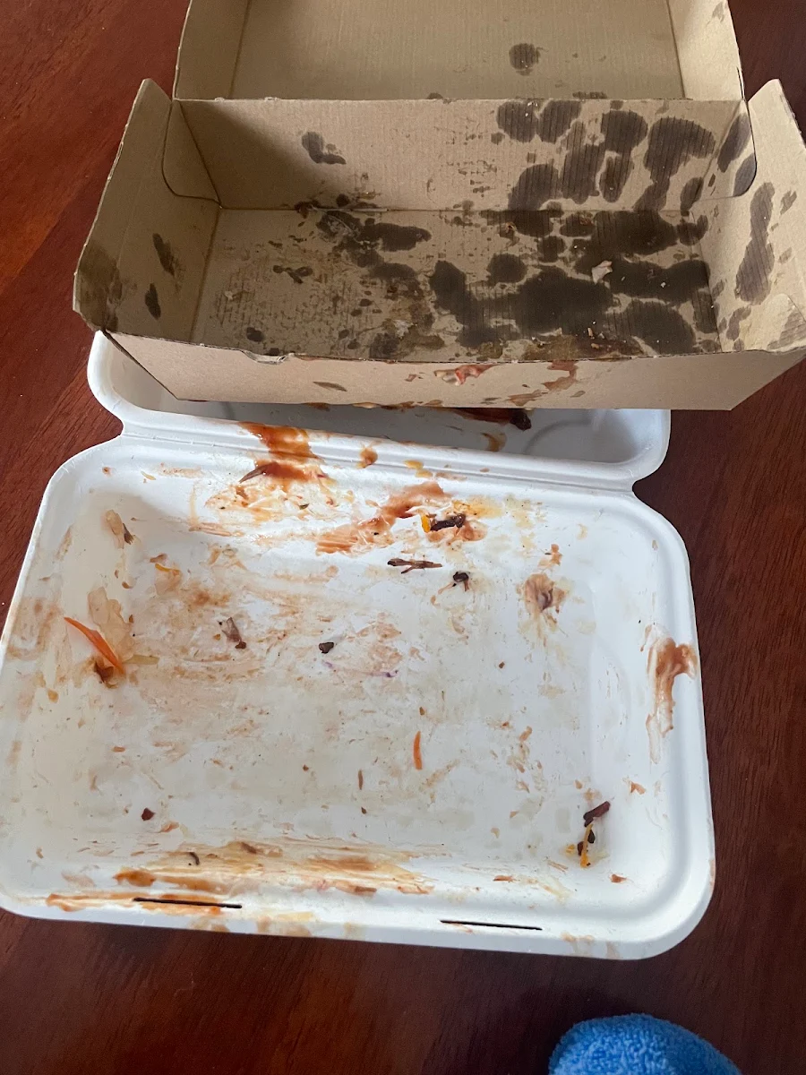 Highlights, Lo-Kee Burger