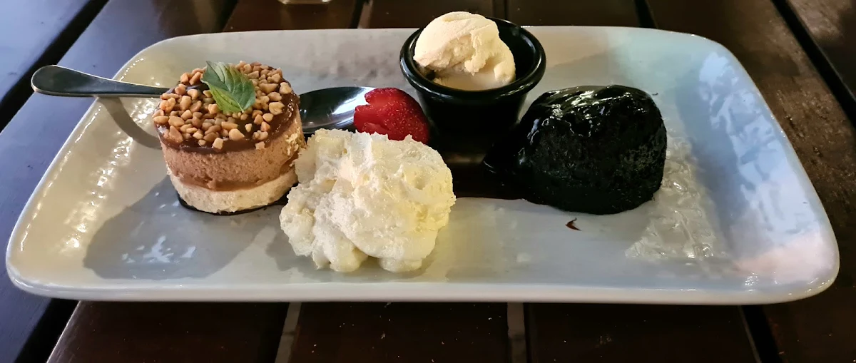 Snickerdoodle, Wanneroo Villa Tavern