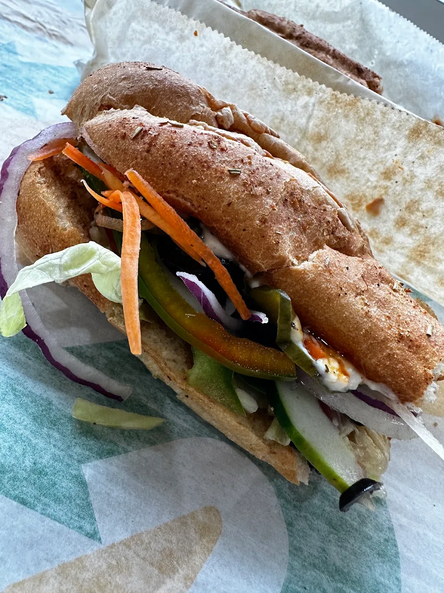 Veggie Delite with Avo