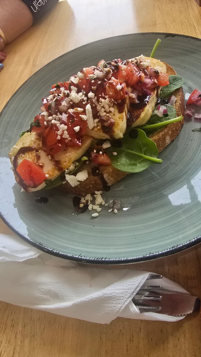 Highlights, LEEFY CAFE