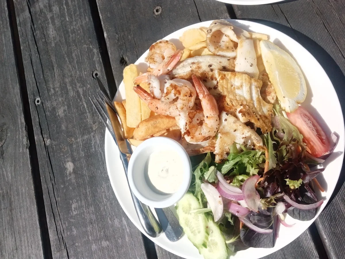 Seafood Plate, The Wombarra Bowlo & Thai Food