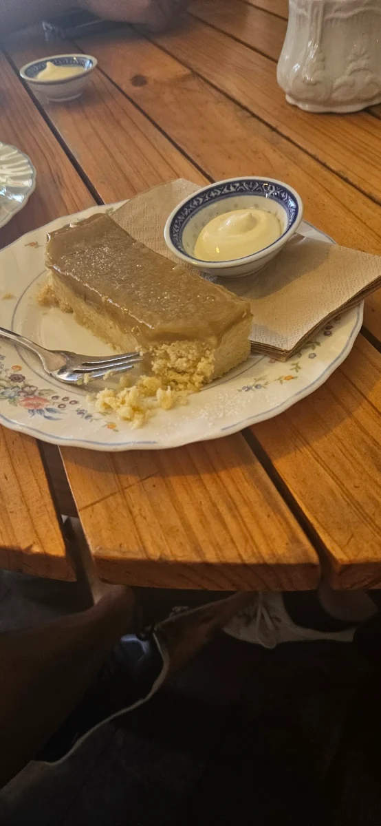 Ginger Slice, Kate's Place