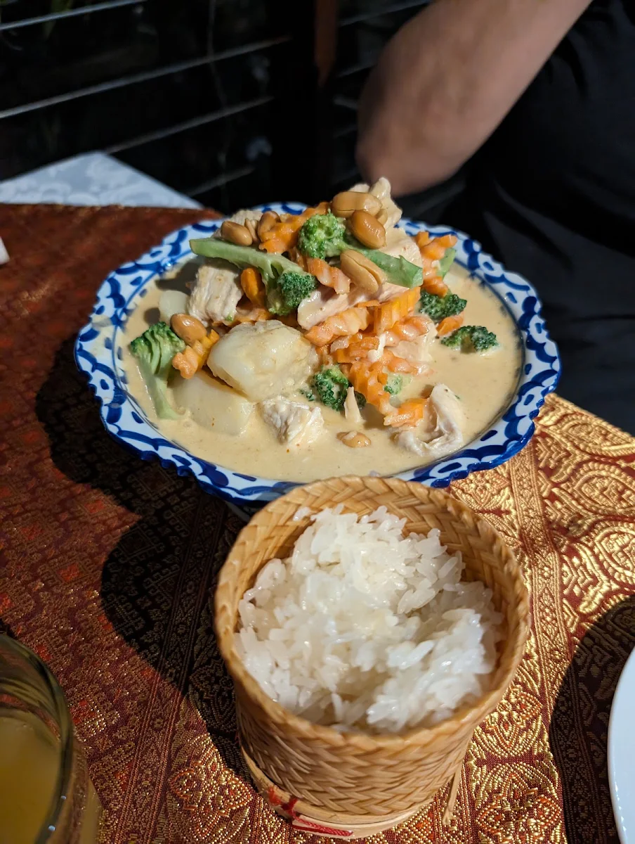 Highlights, Sala Thai Restaurant