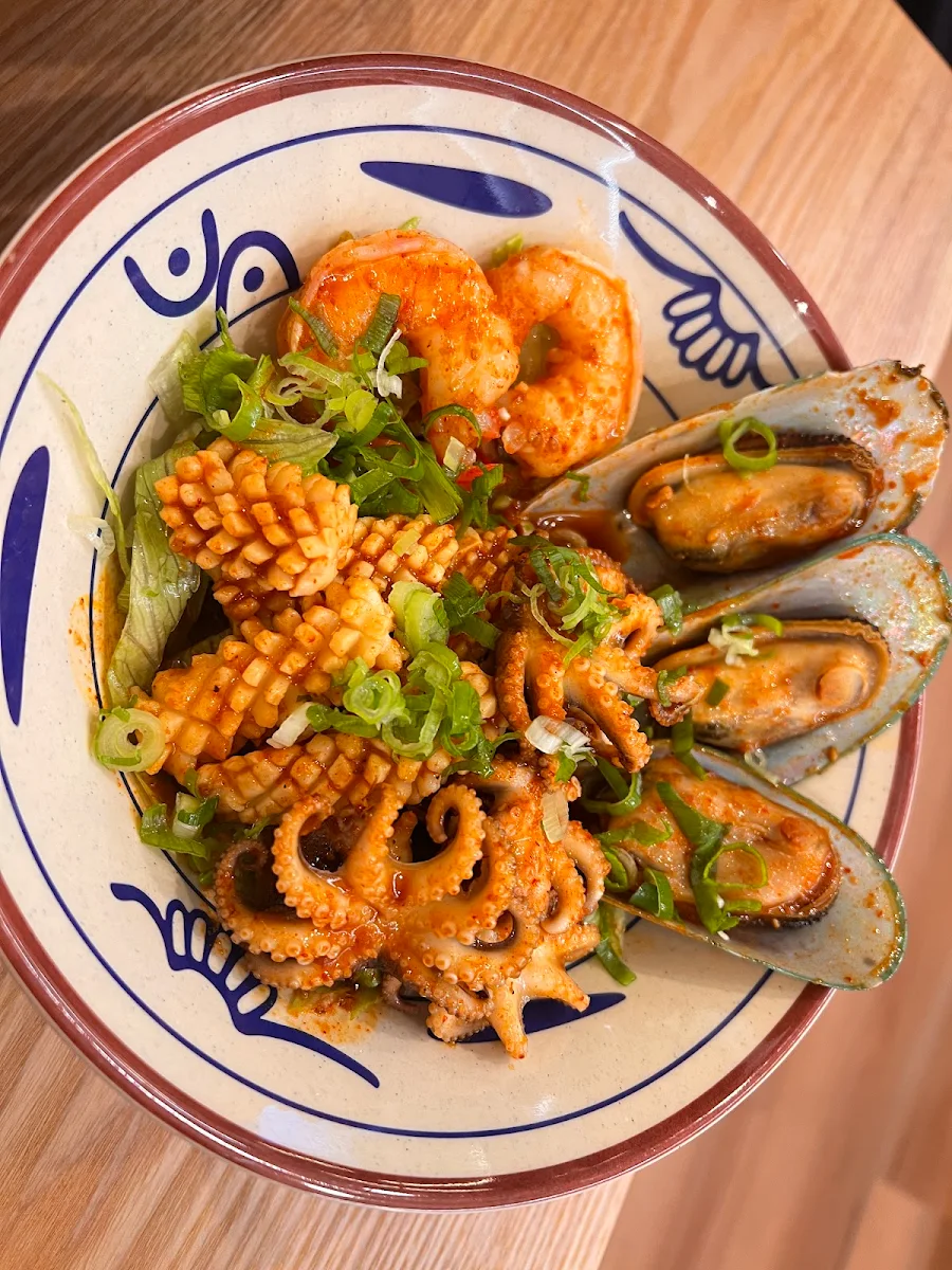 Highlights, Miss 7 Noodle House 柒彩