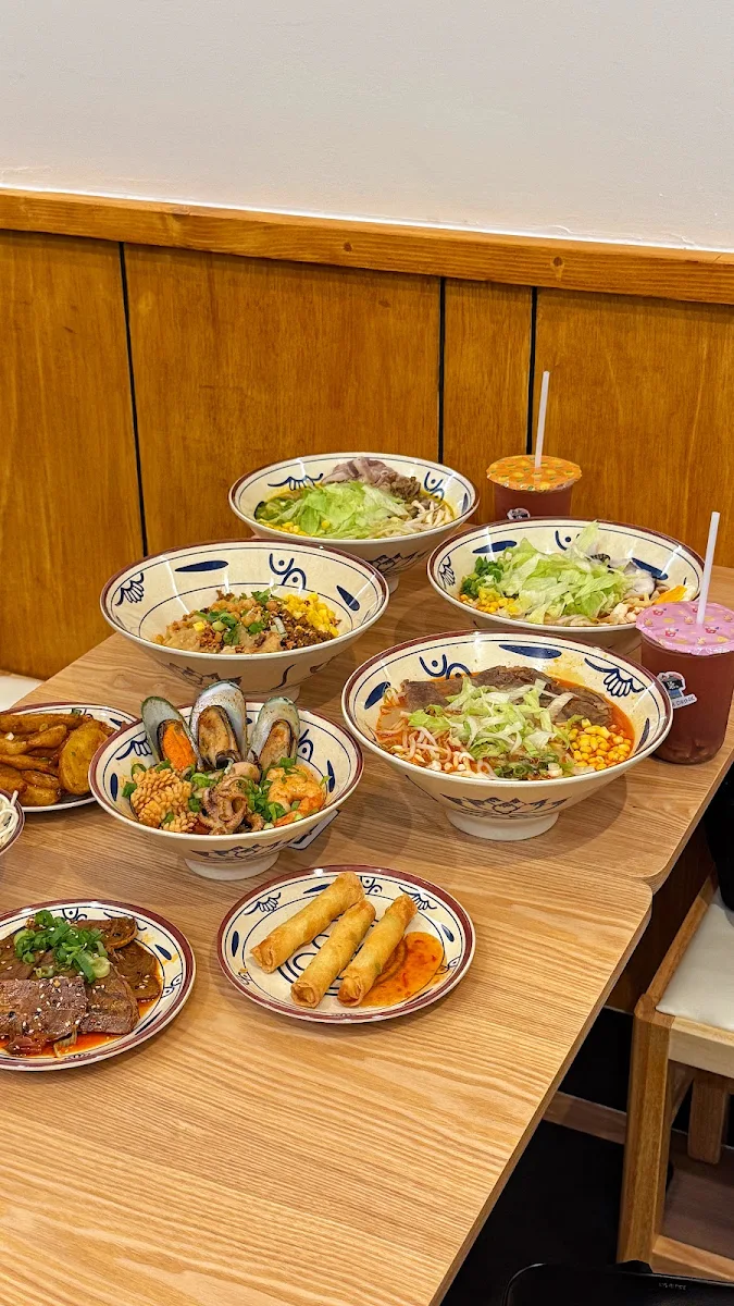 Highlights, Miss 7 Noodle House 柒彩