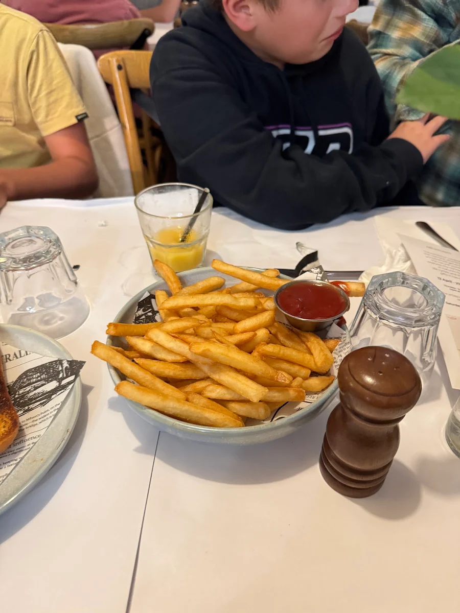 Highlights, The redfern bistro