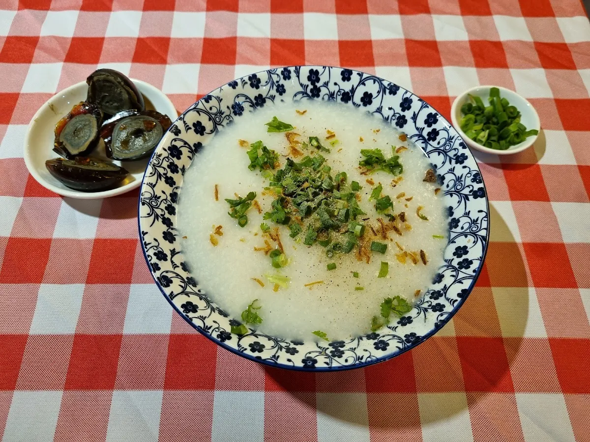 Highlights, The New Tang Restaurant and KTV