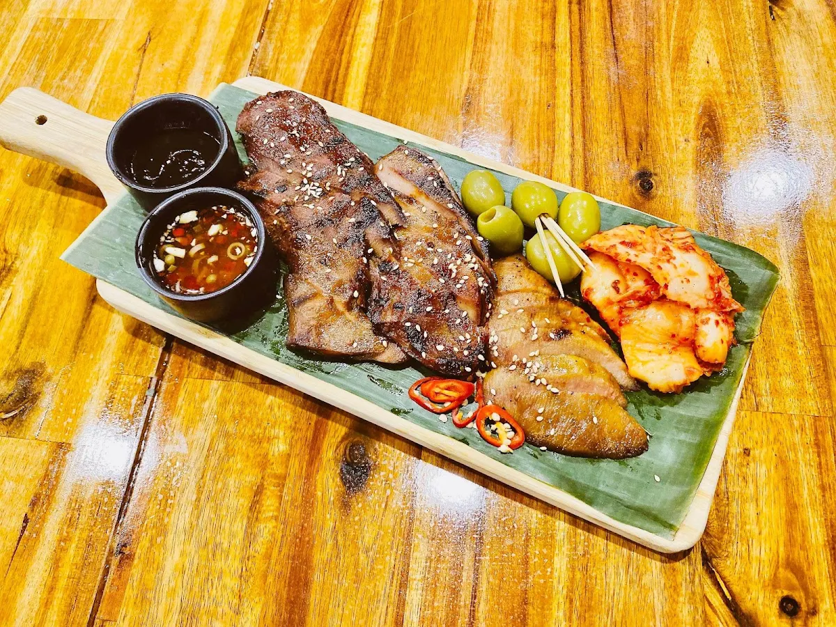 Highlights, The New Tang Restaurant and KTV