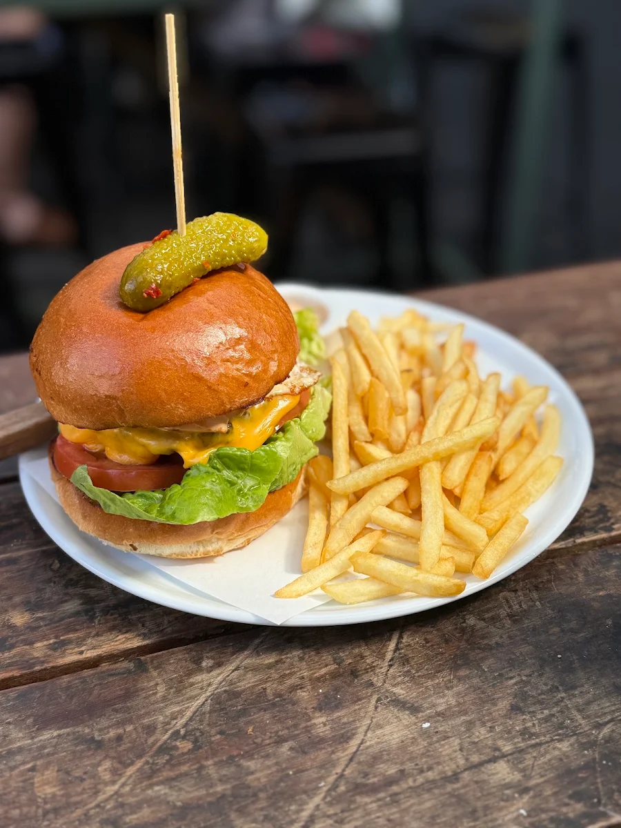 Cheese Burger, Proper & Son