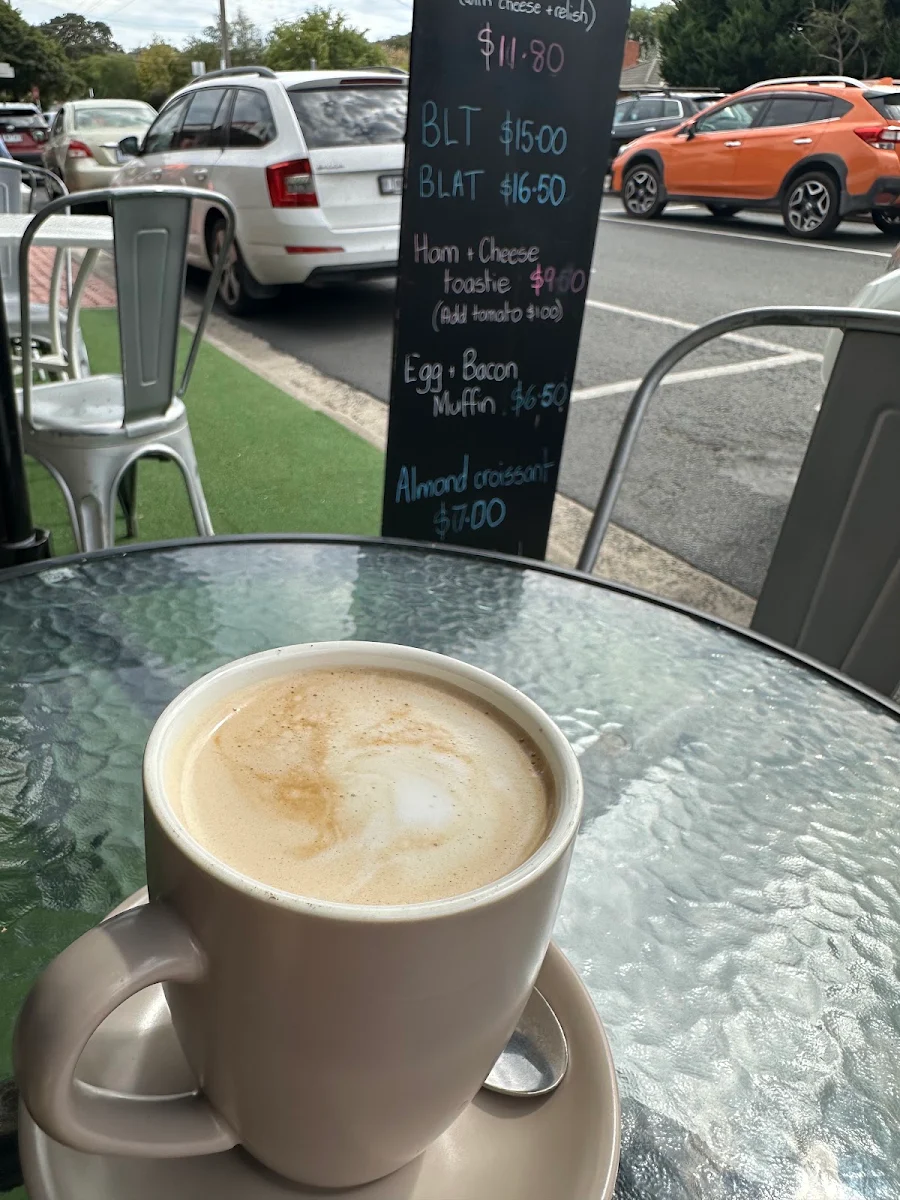 Highlights, Little Birdy Cafe
