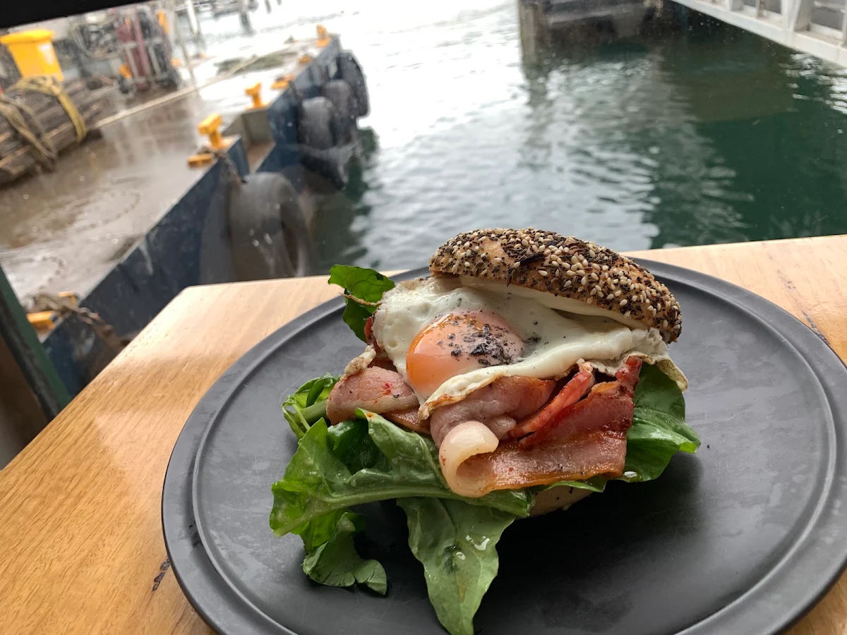 Bagel, Cafe Monstera