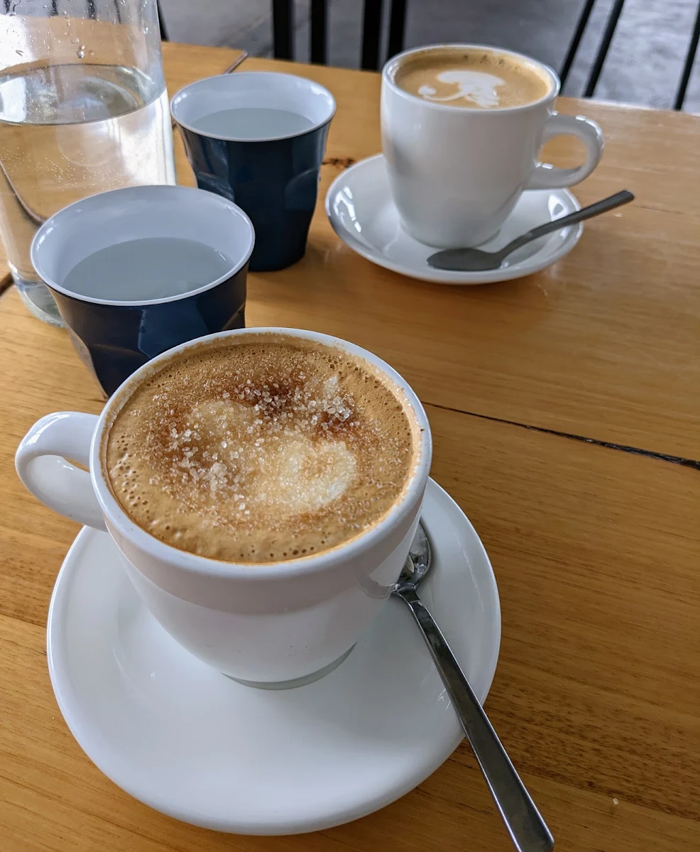 Flat White, Cafe Monstera