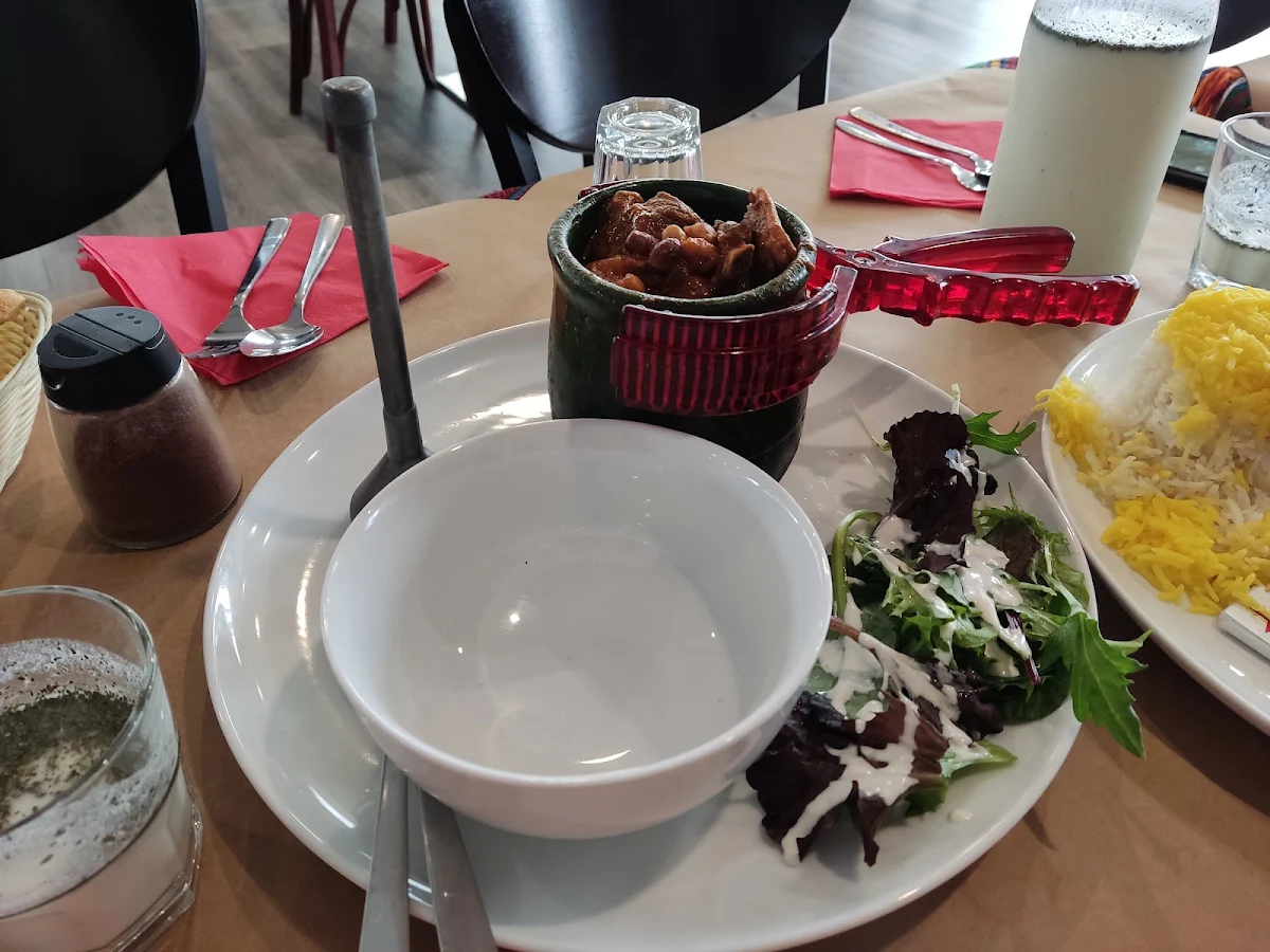 Dizi, Pardis Restaurant- Persian Cuisine