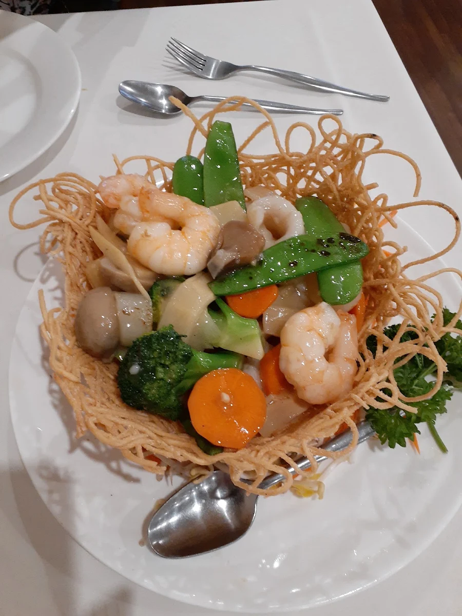 Highlights, Kwong Ling Chinese Restaurant